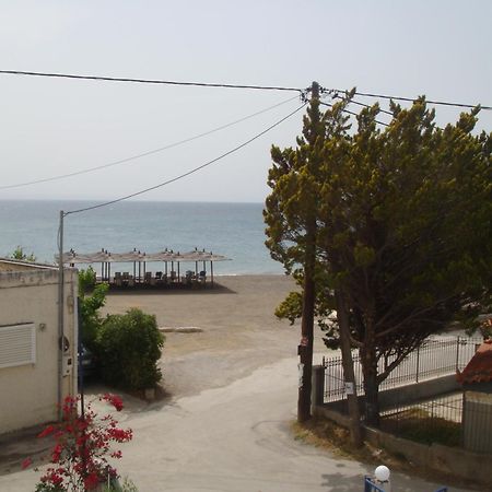 To Kyma Aparthotel Amarynthos Eksteriør bilde