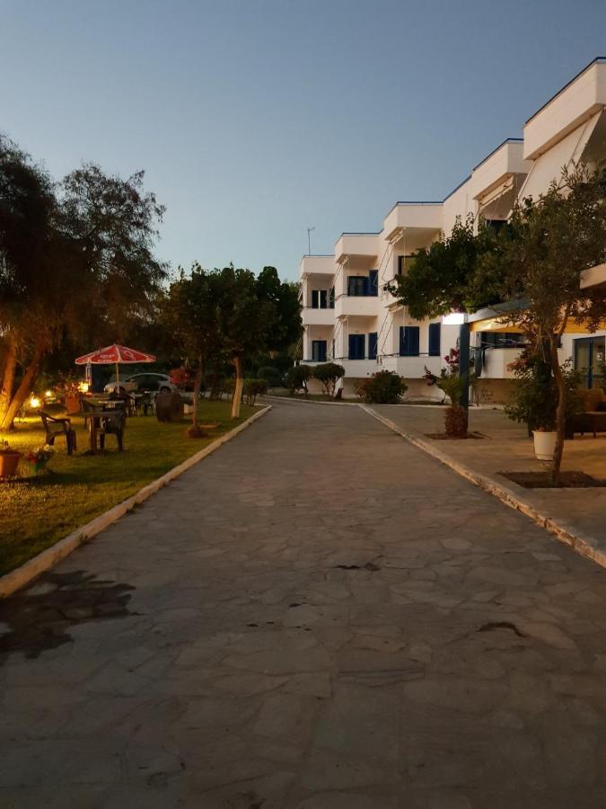 To Kyma Aparthotel Amarynthos Eksteriør bilde